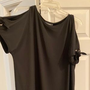 DKNY size large. Black cut out sleeves. Brand new